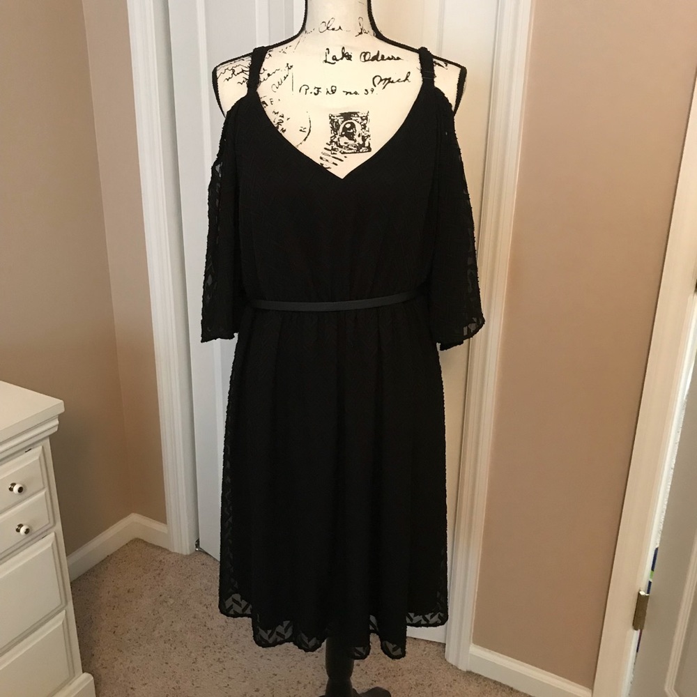 Torrid 4 Off-the-shoulder Dress